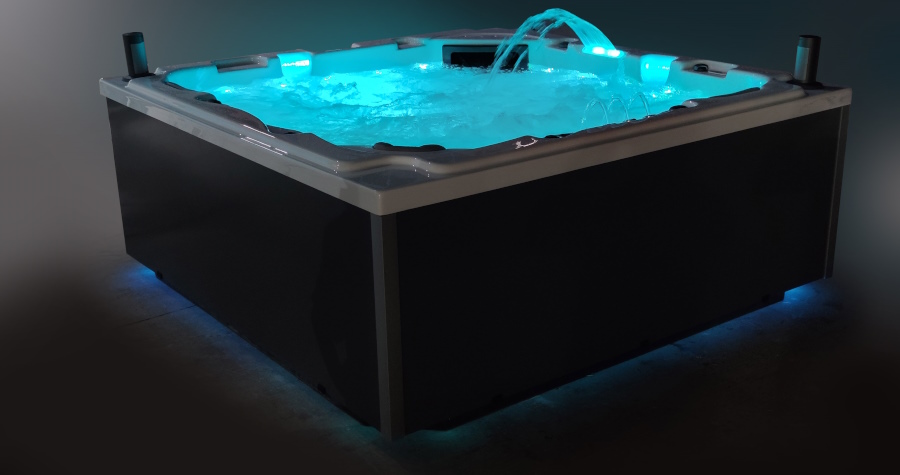 Een spa van Waterwave Spas is een mooi alternatief voor een Jacuzzi.